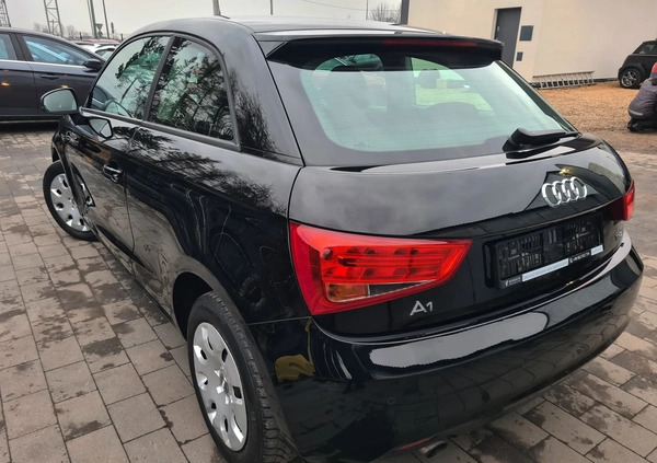 Audi A1 cena 35999 przebieg: 118800, rok produkcji 2014 z Świecie małe 631